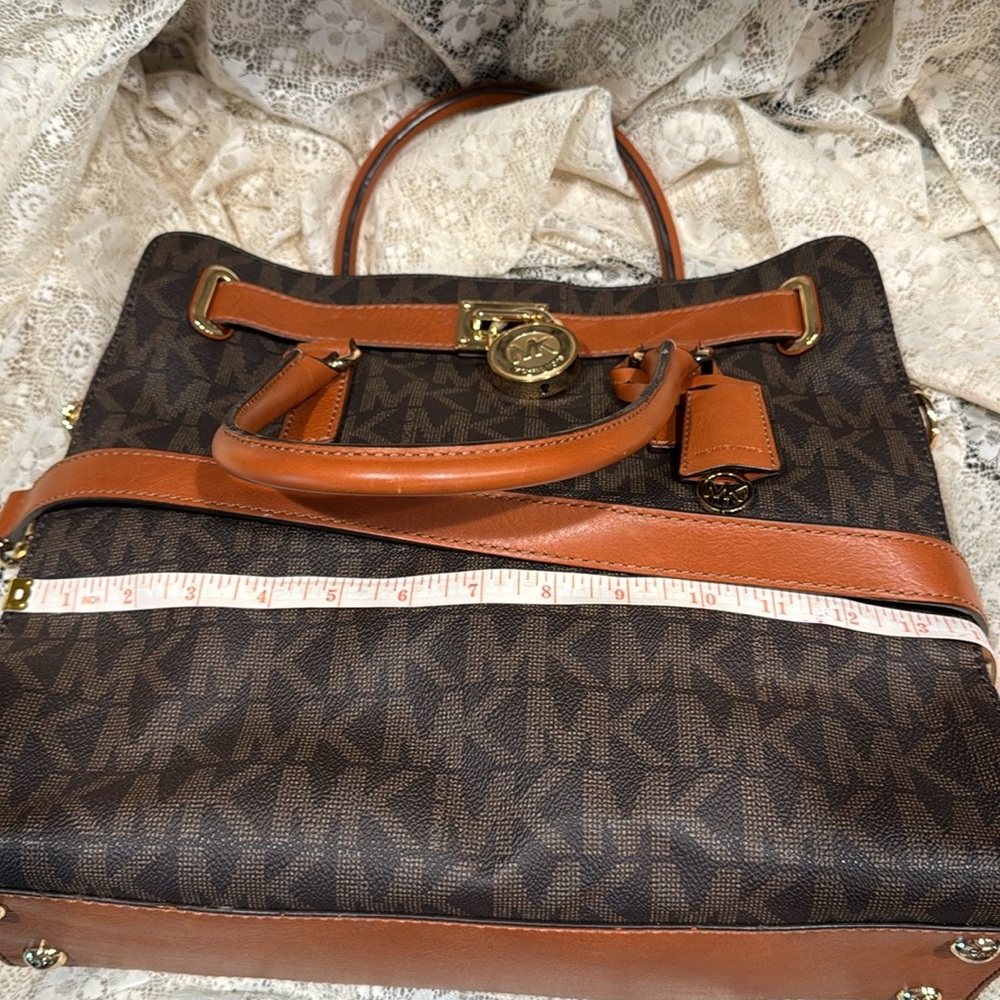 Michael Michael Kors large Hamilton Brown Signature Tote Bag EUC - Picture 6 of 15
